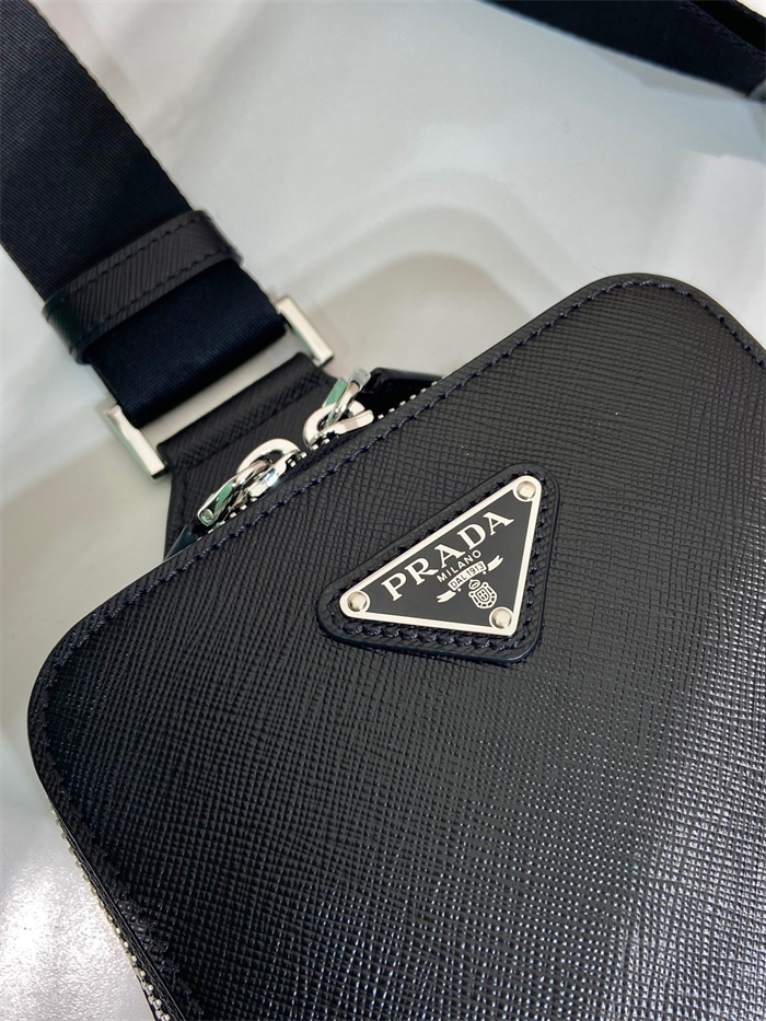 PRADA  프라다 사피아노 로고 크로스백 힙색 2VZ106
