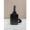 PRADA  프라다 사피아노 로고 크로스백 힙색 2VZ106