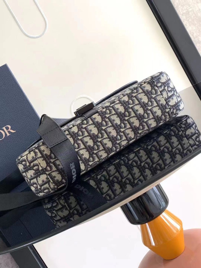  DIOR 디올 오블리크 메신저 숄더백