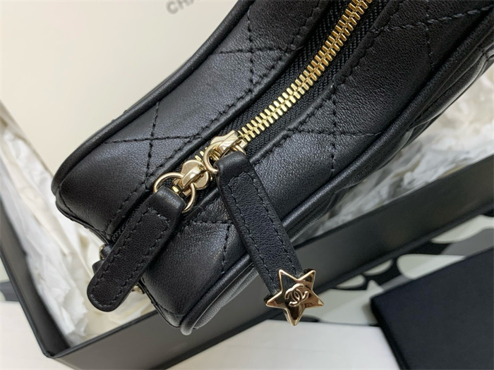 Chanel 샤넬 별 숄더백 AS3222