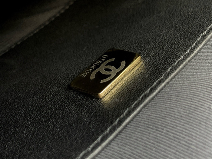 Chanel 샤넬 별 숄더백 AS3222