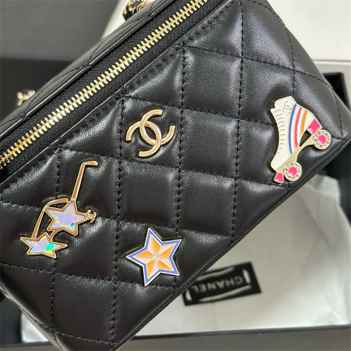 Chanel 샤넬 파우치 백 18CM AS96046