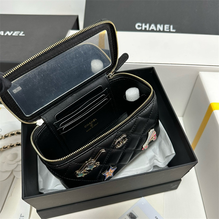 Chanel 샤넬 파우치 백 18CM AS96046