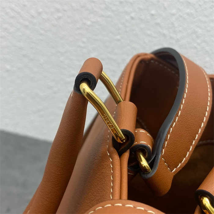  CELINE 셀린느 아폴리네 숄더백 114963