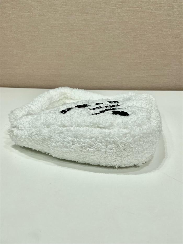 PRADA 프라다 테리천 파우치백 1NE043