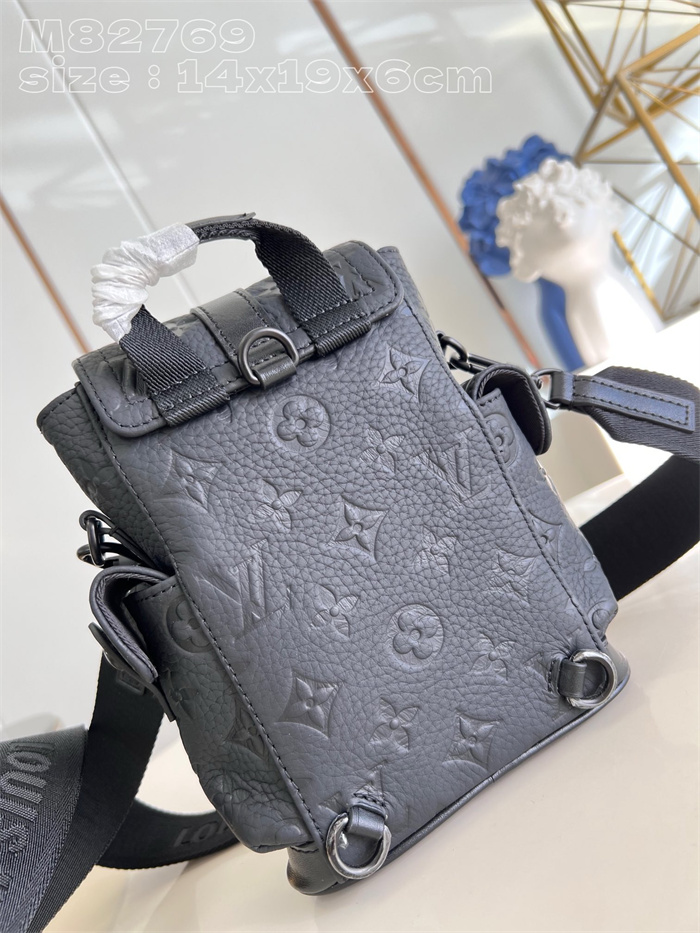LOUIS VUITTON  루이비통 나노 크리스토퍼 크로스백 M82769