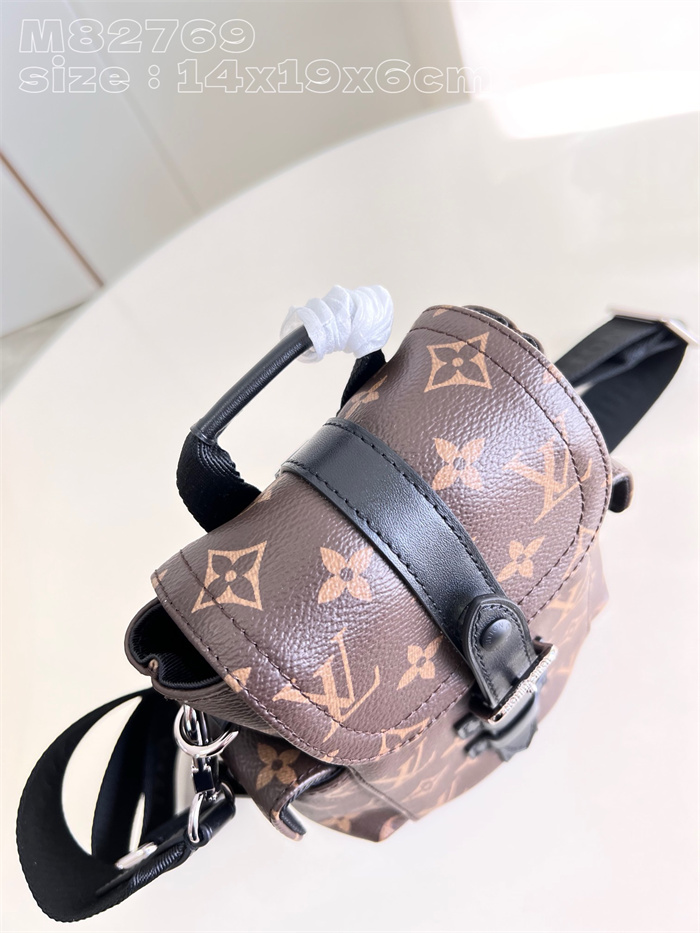 LOUIS VUITTON 루이비통 나노 크리스토퍼 크로스백 M82769