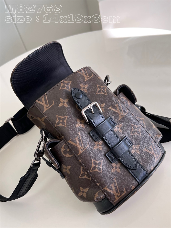 LOUIS VUITTON 루이비통 나노 크리스토퍼 크로스백 M82769