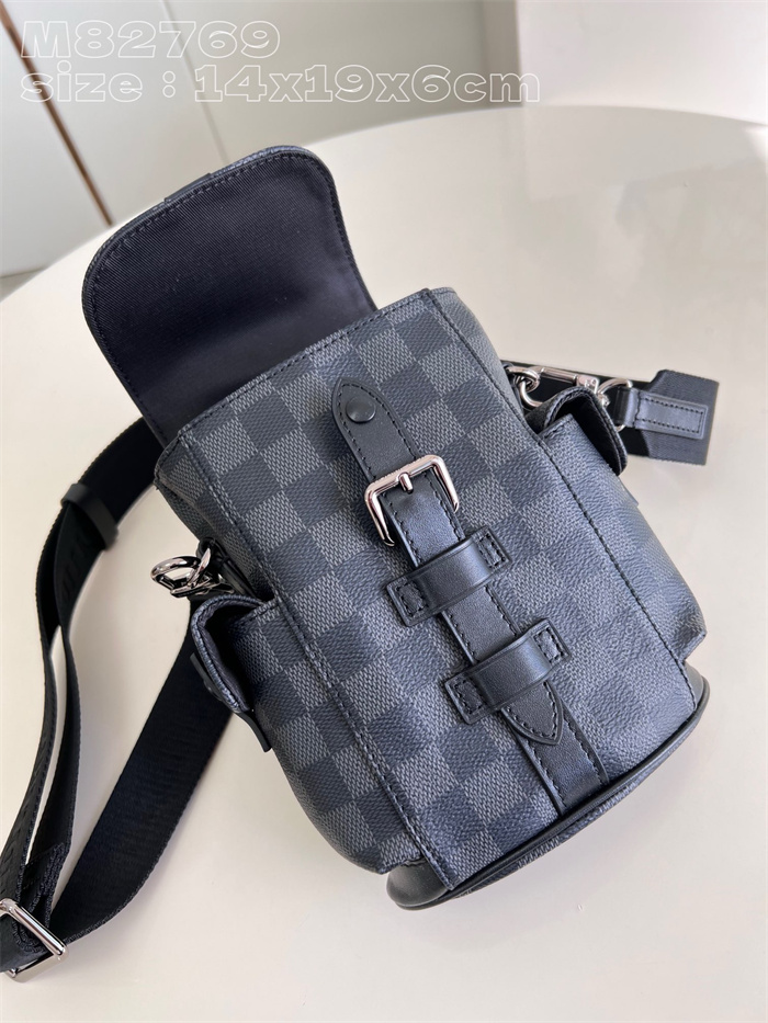 LOUIS VUITTON 루이비통 나노 크리스토퍼 크로스백 M82769