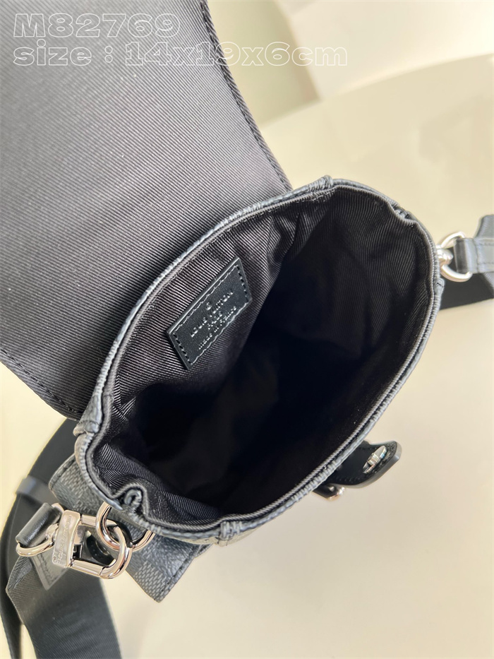 LOUIS VUITTON 루이비통 나노 크리스토퍼 크로스백 M82769