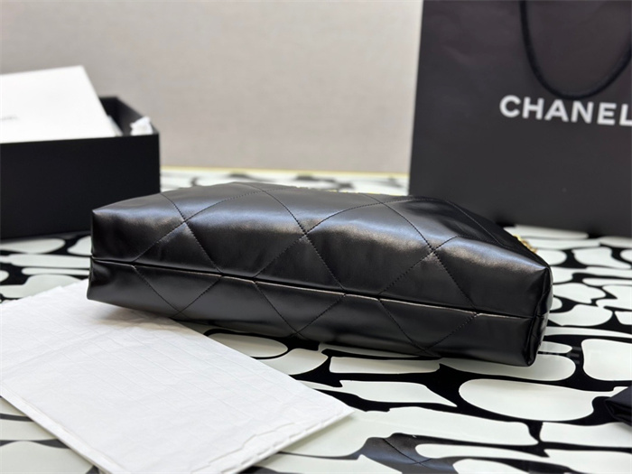 Chanel  샤넬 22백 뉴사이즈 AS4486