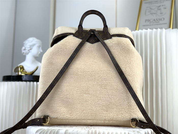 LOUIS VUITTON 루이비통 시어링 백팩 M2338