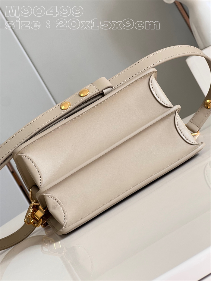 LOUIS VUITTON 루이비통 미니 도핀 M90499