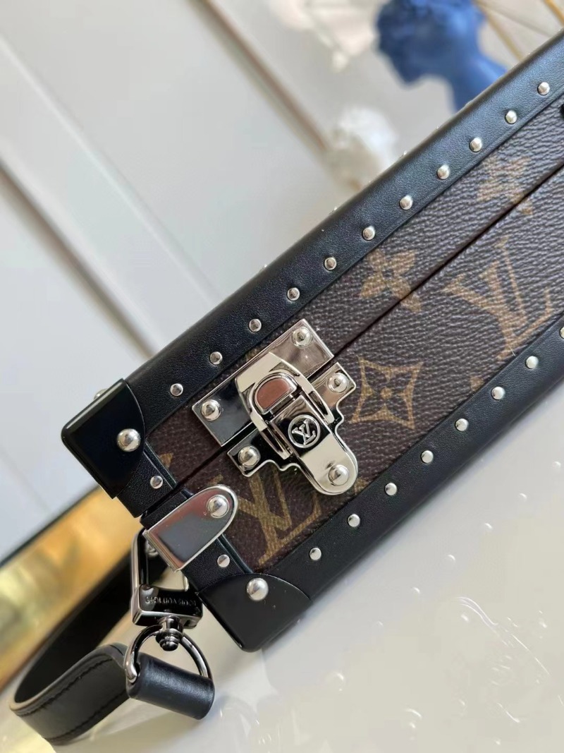  LOUIS VUITTON 루이비통 클러치 박스백 M20252