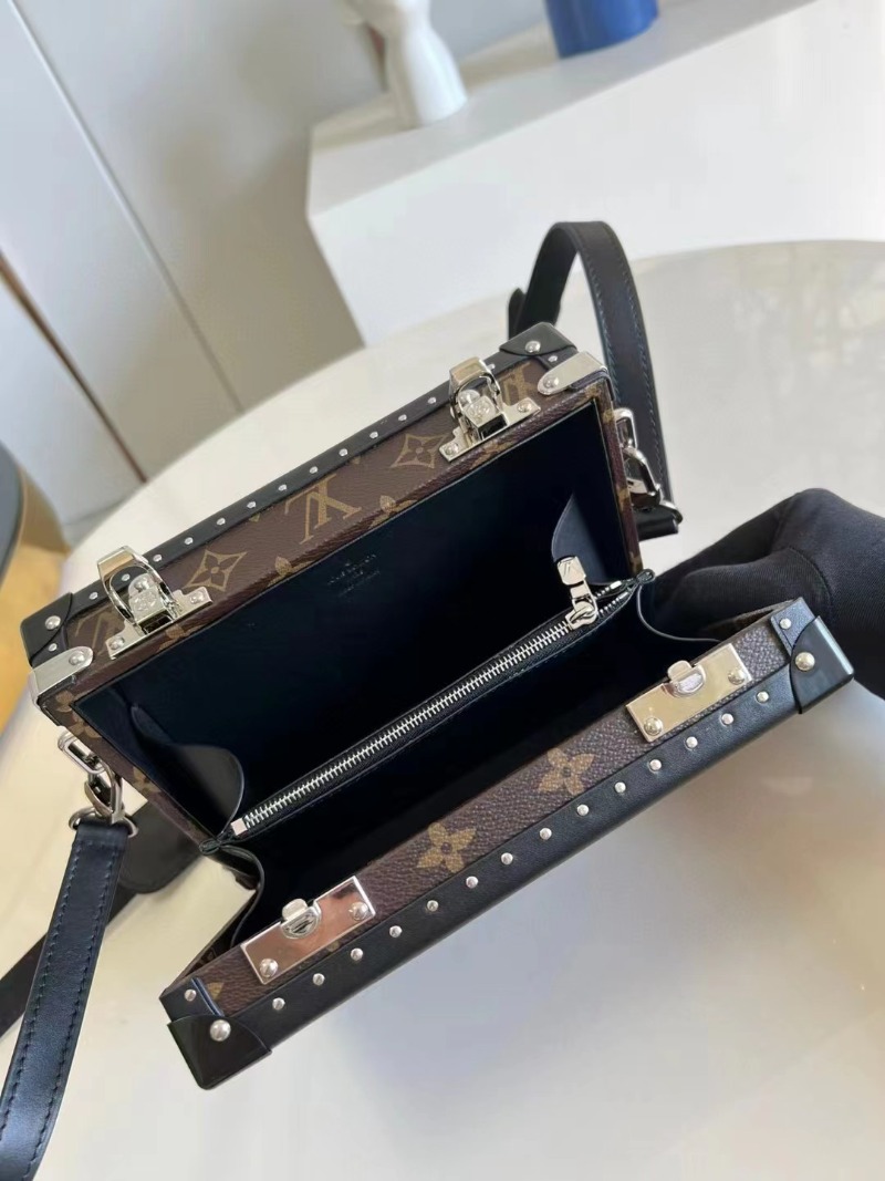  LOUIS VUITTON 루이비통 클러치 박스백 M20252