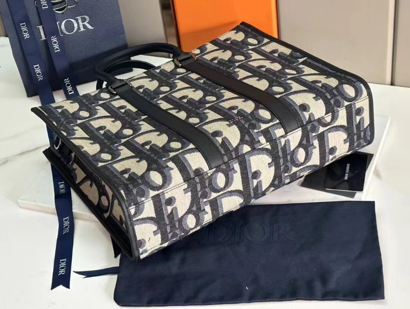 DIOR 디올 오블리크 이스트 웨스트 토트백