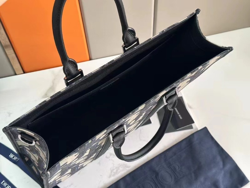 DIOR 디올 오블리크 이스트 웨스트 토트백