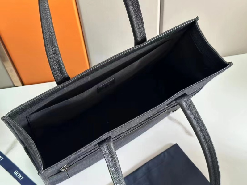 DIOR 디올 오블리크 사파리 토트백