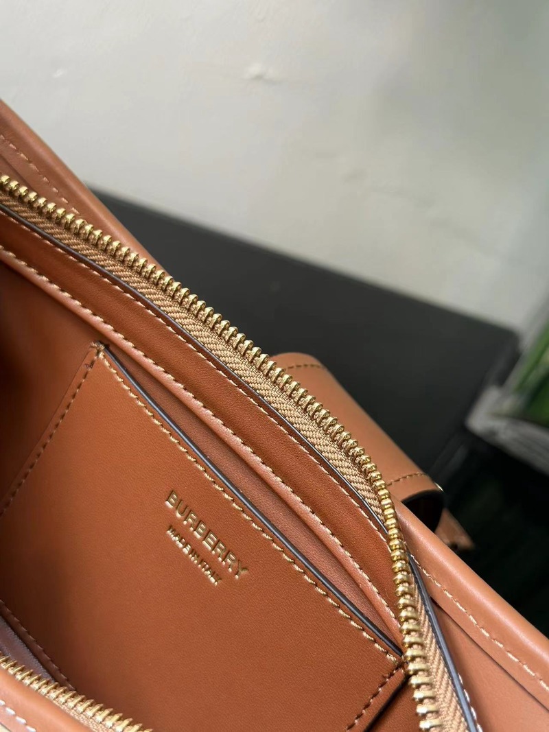 BURBERRY 버버리 아카이브 숄더 슬링백