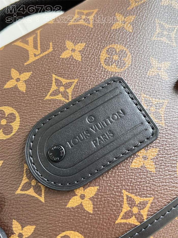 LOUIS VUITTON 루이비통 트레일 메신저백 M46972