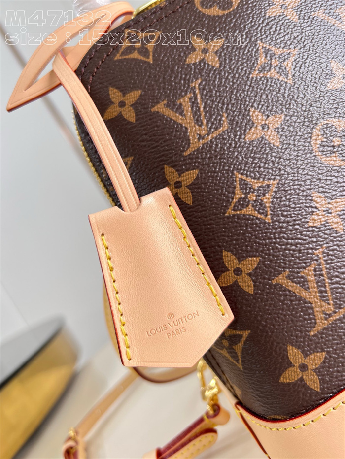 LOUIS VUITTON  루이비통 알마 백팩 M47132