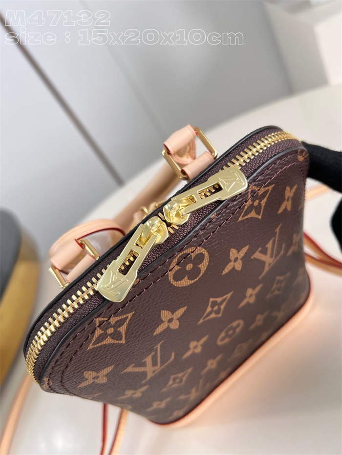 LOUIS VUITTON  루이비통 알마 백팩 M47132