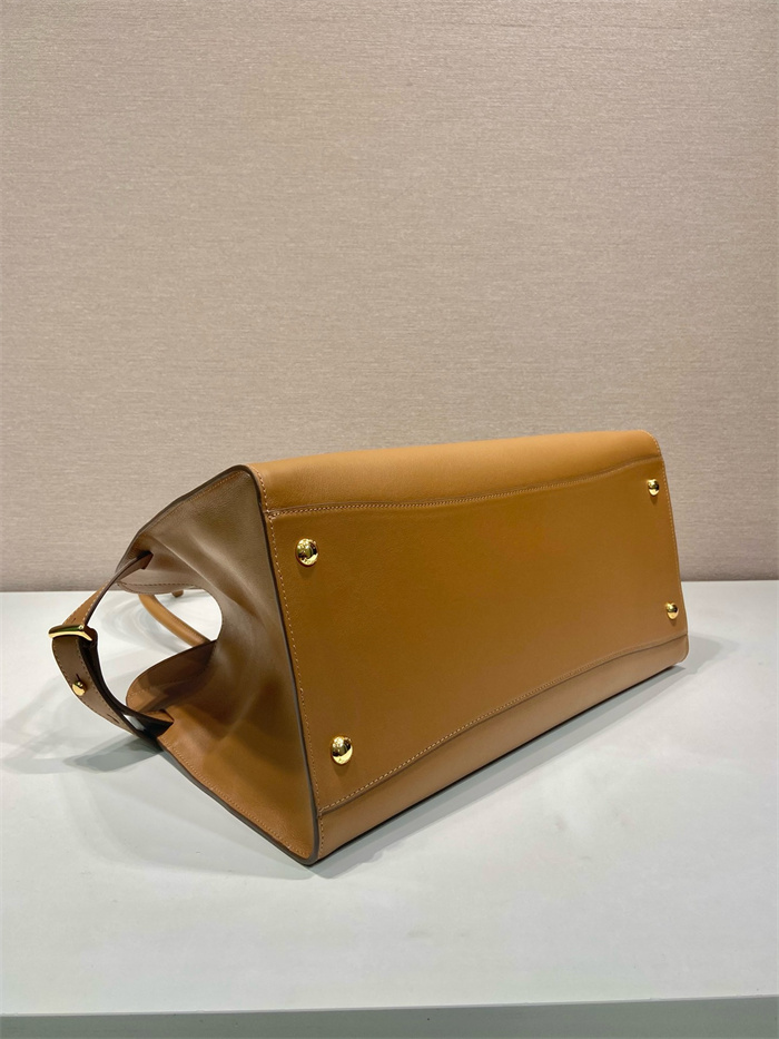PRADA 프라다 레더 토트백 1BG508