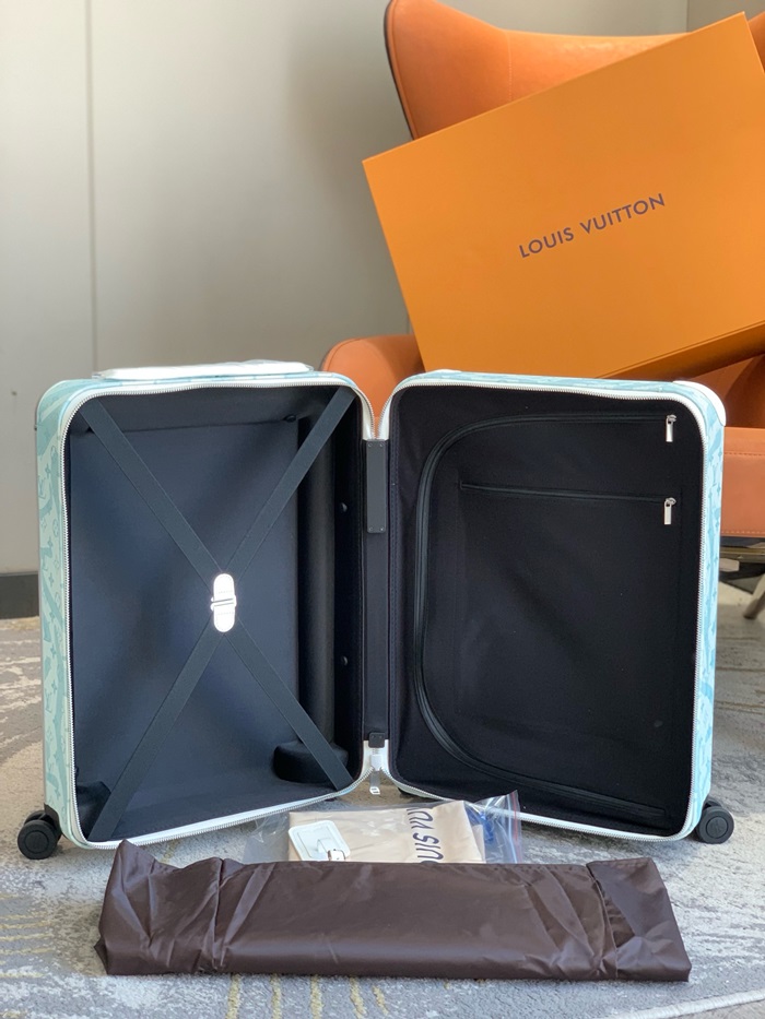 LOUIS VUITTON  루이비통 호라이즌 55 블루 캐리어