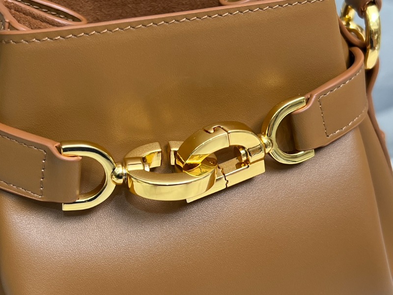 [배우 이민정] DIOR 디올 C'EST DIOR 미디엄 백 브라운