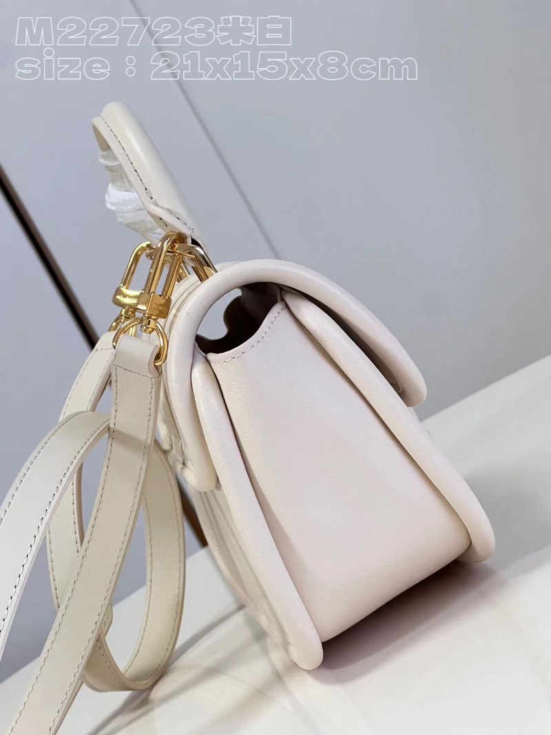 [소녀시대 태연] Louis Vuitton 루이비통 하이드 앤드 시크