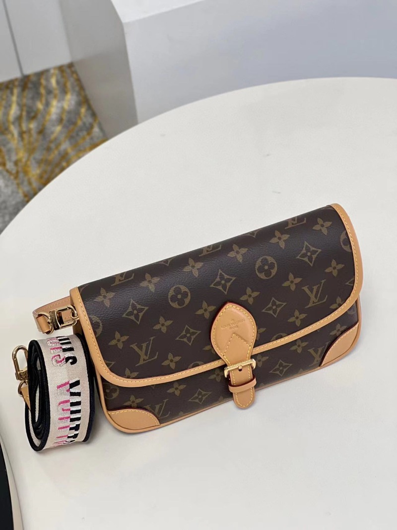  [마마무 화사] LOUIS VUITTON 루이비통 다이앤 모노그램 핸드백