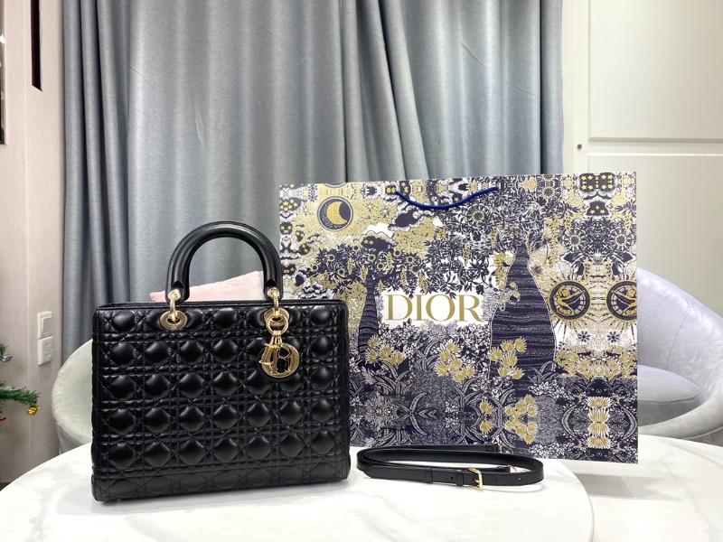 [블랙핑크 지수] DIOR 디올 레이디디올 라지 백 까나쥬