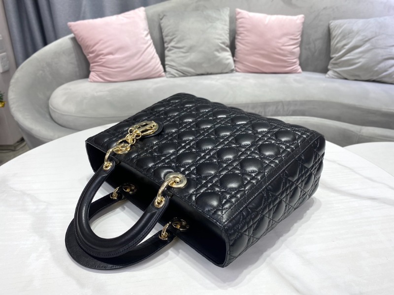 [블랙핑크 지수] DIOR 디올 레이디디올 라지 백 까나쥬