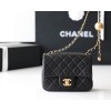 [블랙핑크 제니] CHANEL 샤넬 체인 골든볼 쁘띠삭 램스킨 숄더백 블랙 금장