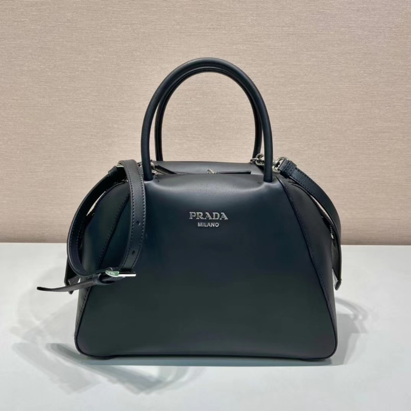 [에스파 카리나] PRADA 프라다 슈퍼노바 스몰 블랙 토트백
