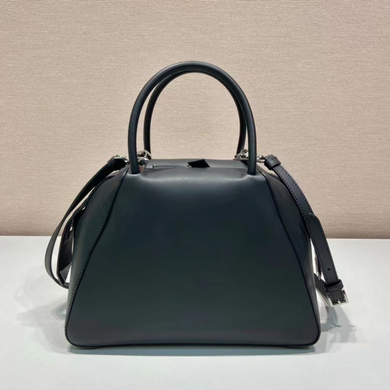 [에스파 카리나] PRADA 프라다 슈퍼노바 스몰 블랙 토트백