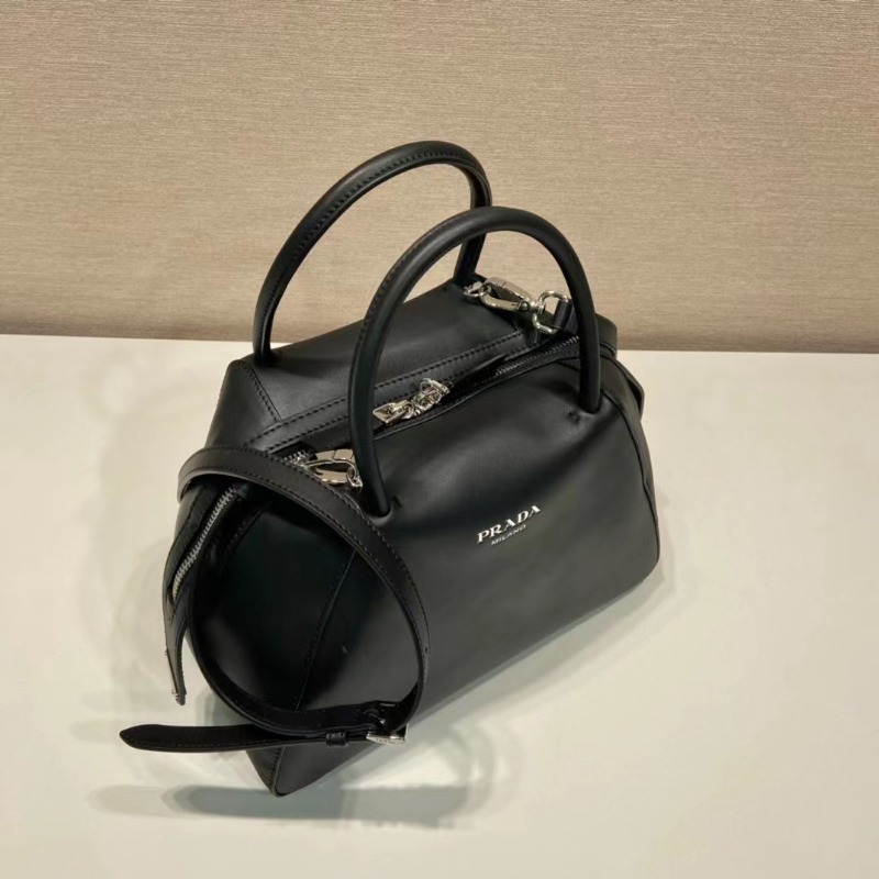 [에스파 카리나] PRADA 프라다 슈퍼노바 스몰 블랙 토트백