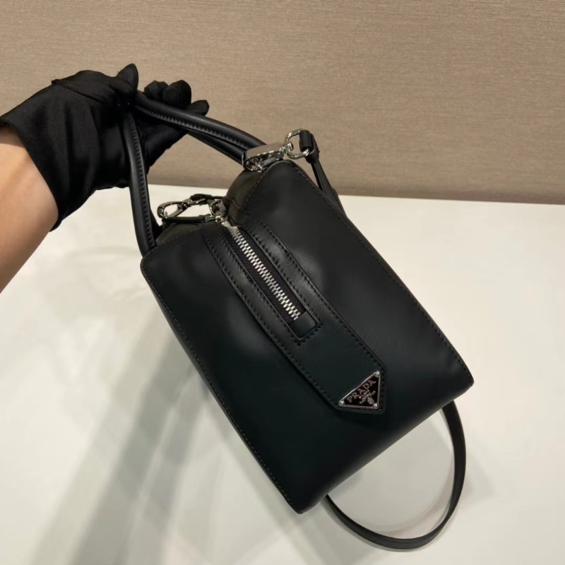 [에스파 카리나] PRADA 프라다 슈퍼노바 스몰 블랙 토트백