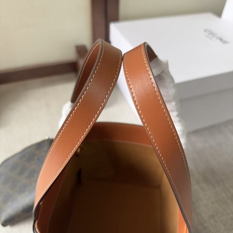 CELINE 셀린느 퀴르 트리오페 큐브백