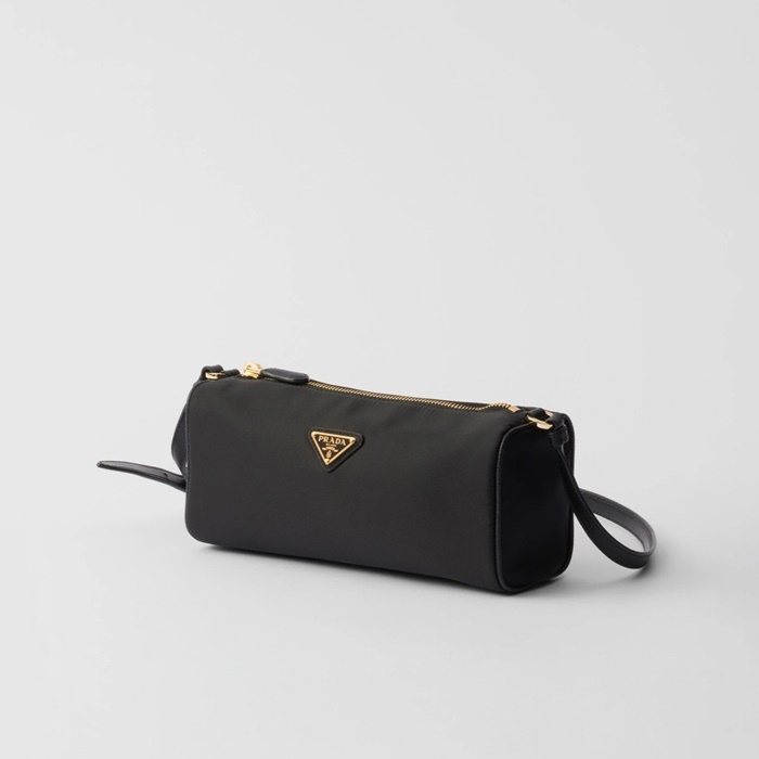 PRADA  프라다 여성 스포츠 섹시 호보 백