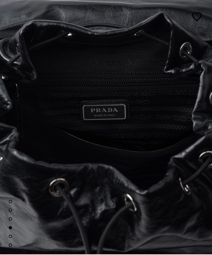 PRADA  프라다 블랙 백팩