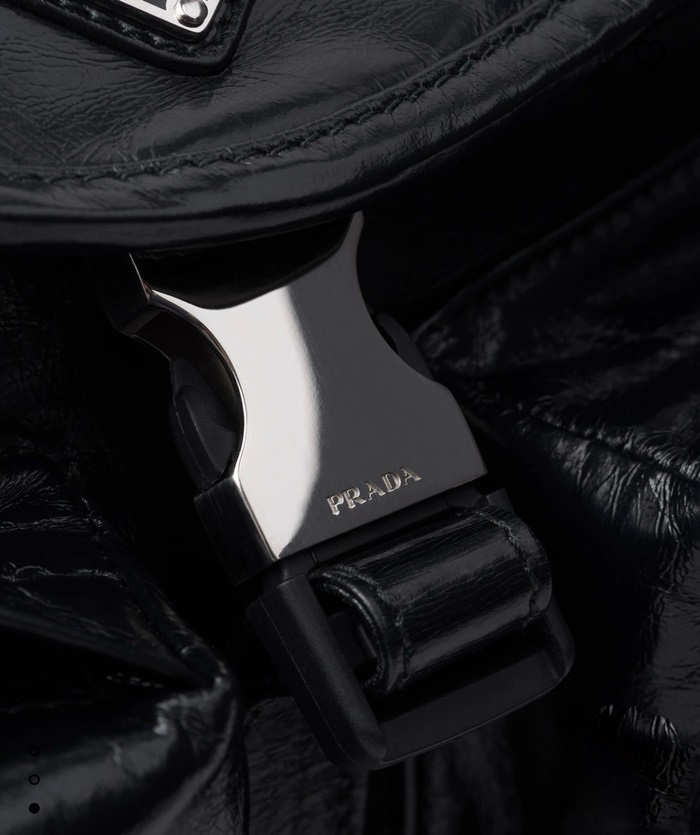 PRADA 프라다 남성 썸머 슬링백