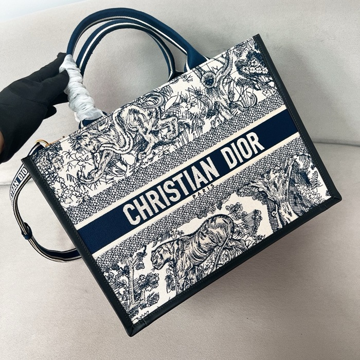 Dior 디올 여성 크리스찬 북토트