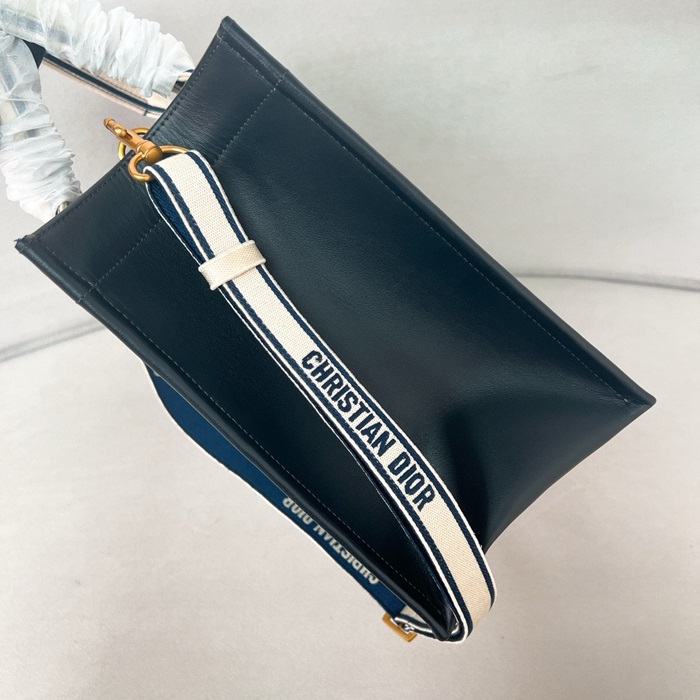 Dior 디올 여성 크리스찬 북토트