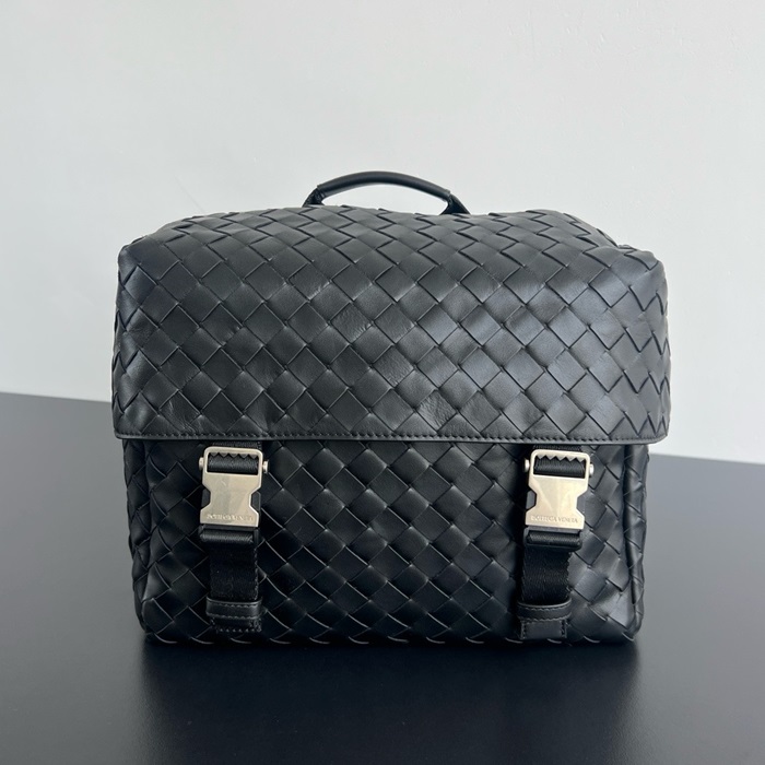 Bottega Veneta 보테가베네타 남성 포스티노 백