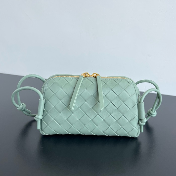 Bottega Veneta 보테가베네타 여성 콘서트 파우치