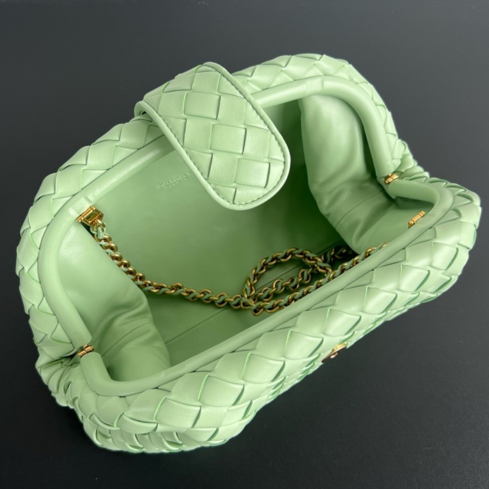 Bottega Veneta 보테가베네타 여성 틴 로렌 체인 클러치