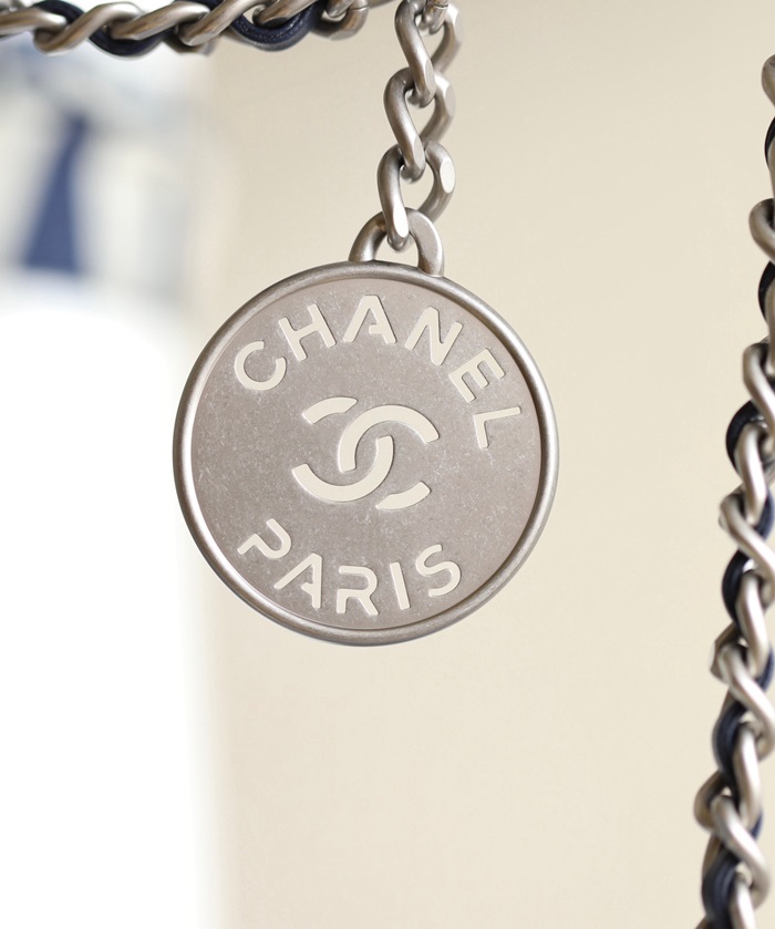 Chanel 샤넬 여성 24P 미니 22