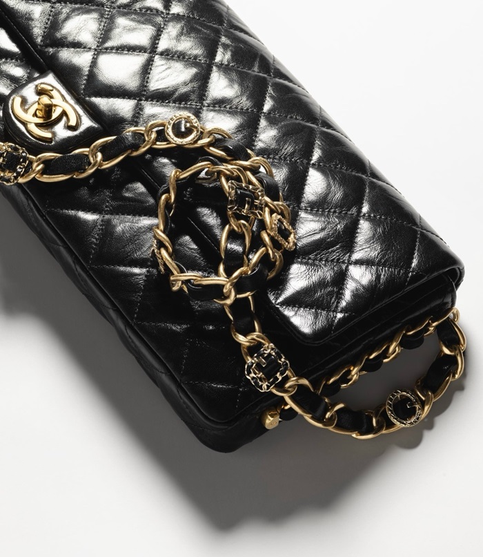 Chanel 샤넬 여성 24A 맥시 핸드백