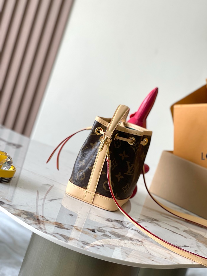 LOUIS VUITTON 루이비통 여성 미라클 모노그램 나노 노에